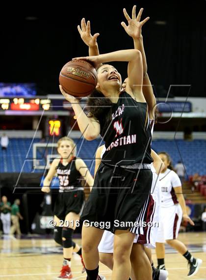 Thumbnail 2 in Eastside College Prep vs Village Christian (CIF State D5 Final) photogallery.