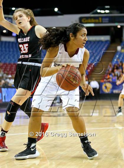 Thumbnail 3 in Eastside College Prep vs Village Christian (CIF State D5 Final) photogallery.