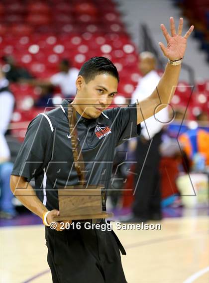 Thumbnail 1 in Eastside College Prep vs Village Christian (CIF State D5 Final) photogallery.