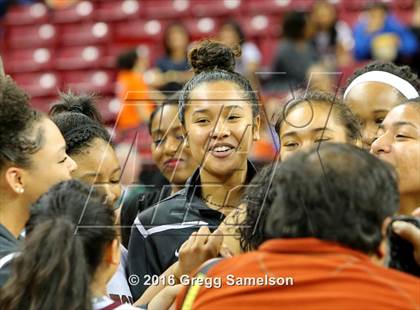 Thumbnail 3 in Eastside College Prep vs Village Christian (CIF State D5 Final) photogallery.