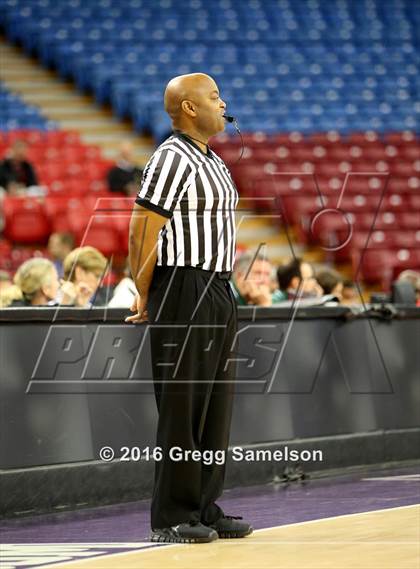 Thumbnail 3 in Eastside College Prep vs Village Christian (CIF State D5 Final) photogallery.
