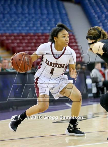 Thumbnail 3 in Eastside College Prep vs Village Christian (CIF State D5 Final) photogallery.