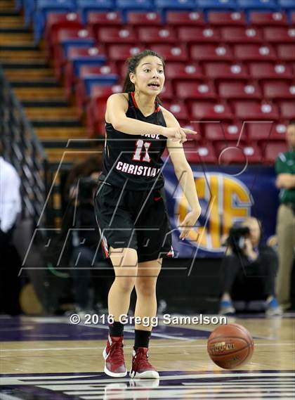 Thumbnail 3 in Eastside College Prep vs Village Christian (CIF State D5 Final) photogallery.