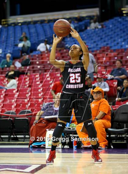 Thumbnail 2 in Eastside College Prep vs Village Christian (CIF State D5 Final) photogallery.
