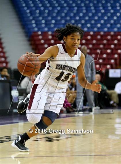 Thumbnail 2 in Eastside College Prep vs Village Christian (CIF State D5 Final) photogallery.