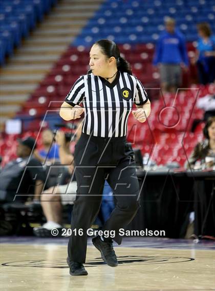 Thumbnail 1 in Eastside College Prep vs Village Christian (CIF State D5 Final) photogallery.