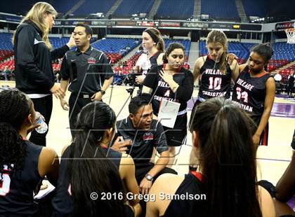 Thumbnail 3 in Eastside College Prep vs Village Christian (CIF State D5 Final) photogallery.