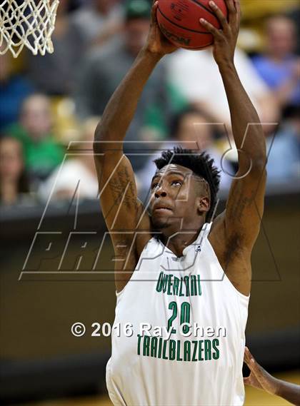 Thumbnail 3 in Eaglecrest vs. Overland (CHSAA 5A Final) photogallery.