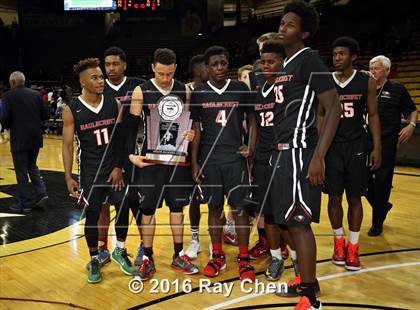 Thumbnail 3 in Eaglecrest vs. Overland (CHSAA 5A Final) photogallery.