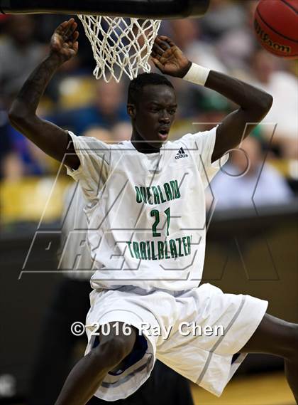 Thumbnail 2 in Eaglecrest vs. Overland (CHSAA 5A Final) photogallery.