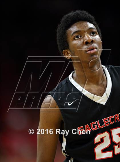 Thumbnail 2 in Eaglecrest vs. Overland (CHSAA 5A Final) photogallery.