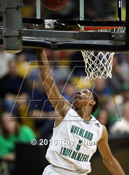 Thumbnail 3 in Eaglecrest vs. Overland (CHSAA 5A Final) photogallery.