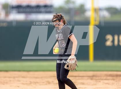 Thumbnail 1 in Tolar vs. Muenster photogallery.