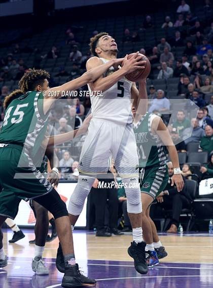 Thumbnail 3 in Helix vs. St. Patrick-St. Vincent (CIF State D4 Final) photogallery.
