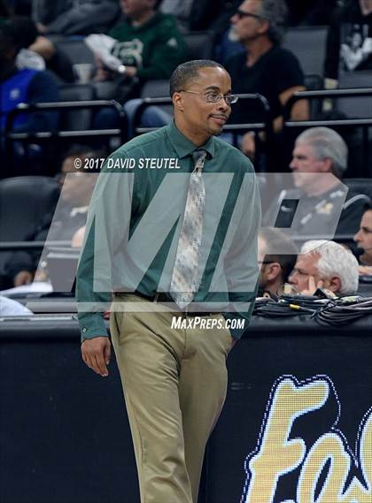 Thumbnail 1 in Helix vs. St. Patrick-St. Vincent (CIF State D4 Final) photogallery.