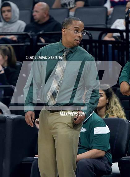 Thumbnail 2 in Helix vs. St. Patrick-St. Vincent (CIF State D4 Final) photogallery.