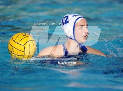 Thumbnail 3 in Santa Margarita vs. Carlsbad (Bill Barnett Holiday Cup) photogallery.