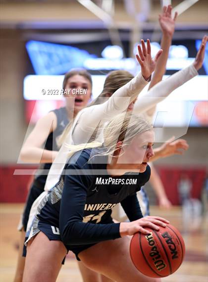 Thumbnail 3 in University vs. Platte Valley (CHSAA 3A Championship) photogallery.