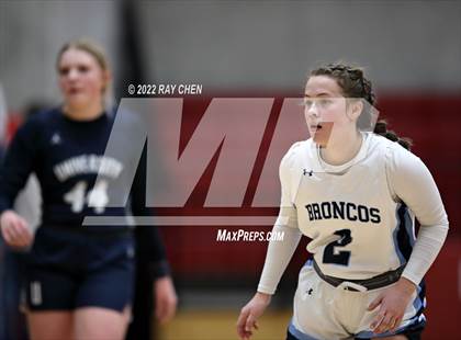 Thumbnail 3 in University vs. Platte Valley (CHSAA 3A Championship) photogallery.