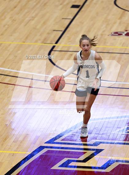 Thumbnail 1 in University vs. Platte Valley (CHSAA 3A Championship) photogallery.