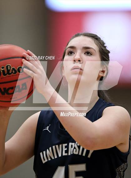 Thumbnail 1 in University vs. Platte Valley (CHSAA 3A Championship) photogallery.
