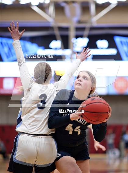 Thumbnail 1 in University vs. Platte Valley (CHSAA 3A Championship) photogallery.