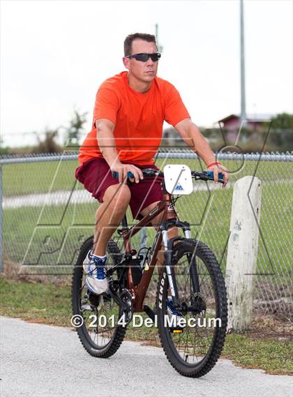 Thumbnail 1 in East Hillsborough Invitational (Girls)  photogallery.