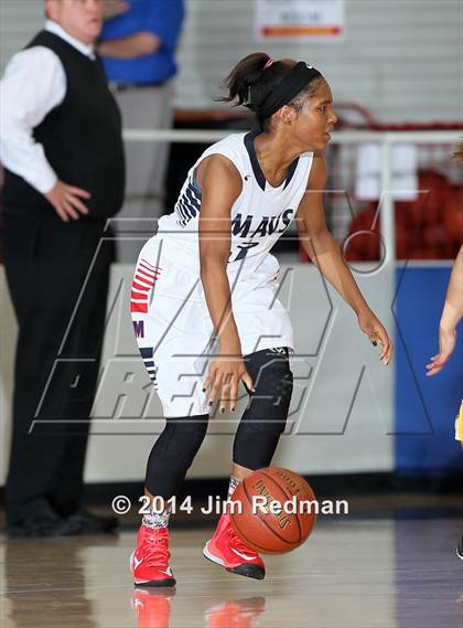 Thumbnail 1 in Manvel vs. Brennan (McDonald's Texas Invitational) photogallery.