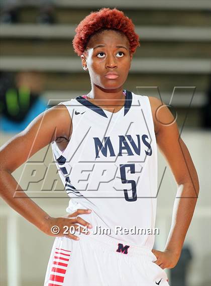 Thumbnail 2 in Manvel vs. Brennan (McDonald's Texas Invitational) photogallery.