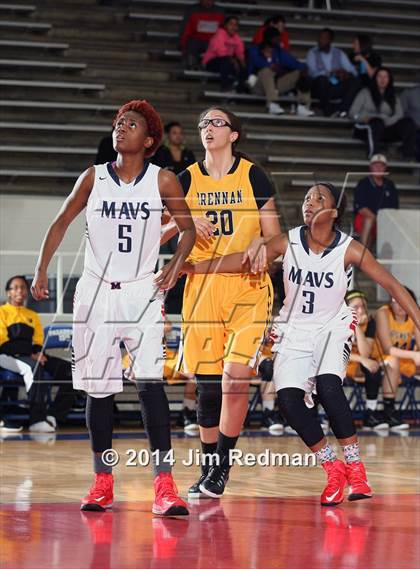Thumbnail 2 in Manvel vs. Brennan (McDonald's Texas Invitational) photogallery.