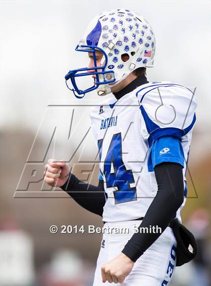 Thumbnail 3 in Cheektowaga vs. Batavia (NYSPHSAA Class B Regional Final) photogallery.