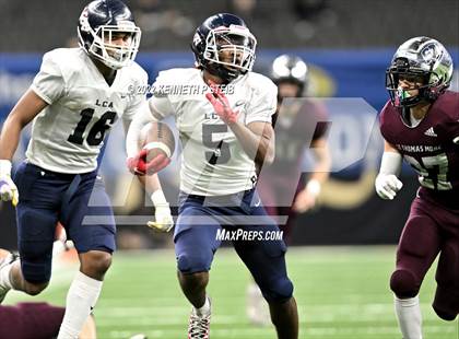 Thumbnail 2 in St. Thomas More vs. Lafayette Christian Academy (LHSAA Div II Select Final) photogallery.