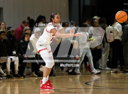 Thumbnail 1 in Spring Garden vs. Woodward Academy (She Got Game Classic) photogallery.
