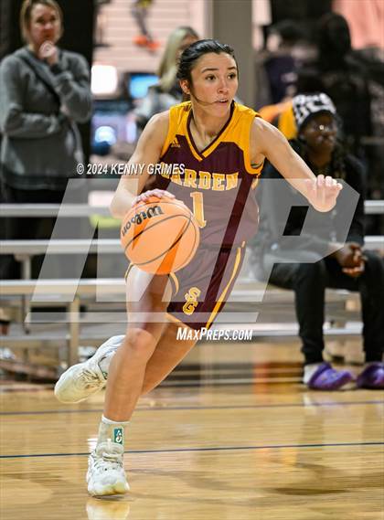 Thumbnail 1 in Spring Garden vs. Woodward Academy (She Got Game Classic) photogallery.
