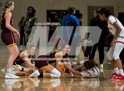 Thumbnail 1 in Spring Garden vs. Woodward Academy (She Got Game Classic) photogallery.
