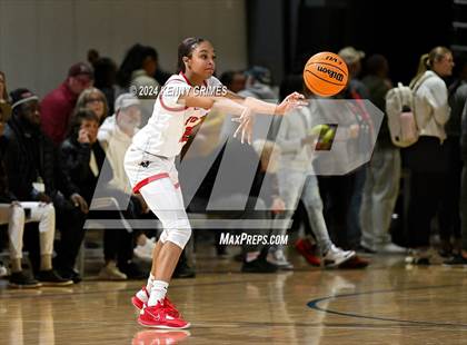 Thumbnail 3 in Spring Garden vs. Woodward Academy (She Got Game Classic) photogallery.