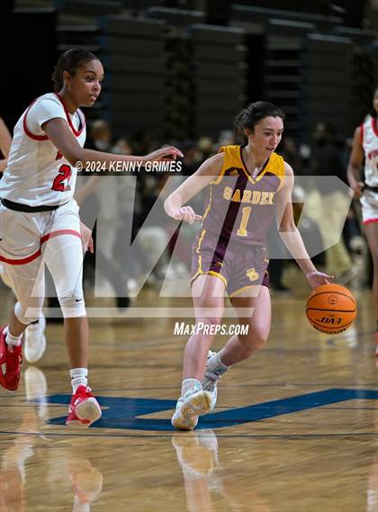 Thumbnail 2 in Spring Garden vs. Woodward Academy (She Got Game Classic) photogallery.