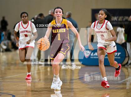 Thumbnail 3 in Spring Garden vs. Woodward Academy (She Got Game Classic) photogallery.