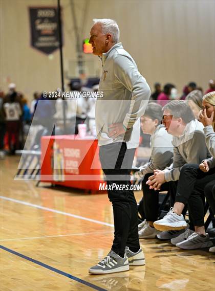 Thumbnail 1 in Spring Garden vs. Woodward Academy (She Got Game Classic) photogallery.