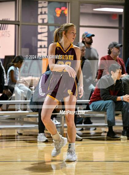 Thumbnail 3 in Spring Garden vs. Woodward Academy (She Got Game Classic) photogallery.