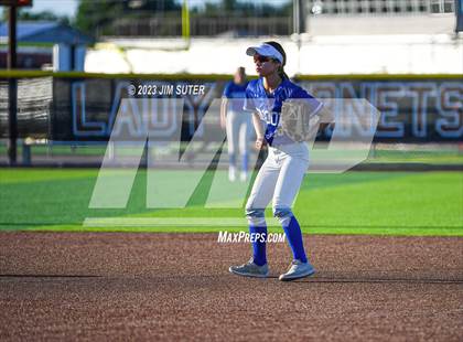 Thumbnail 2 in Snook vs Centerville (UIL 2A Reg IV Bi-District Playoff) photogallery.