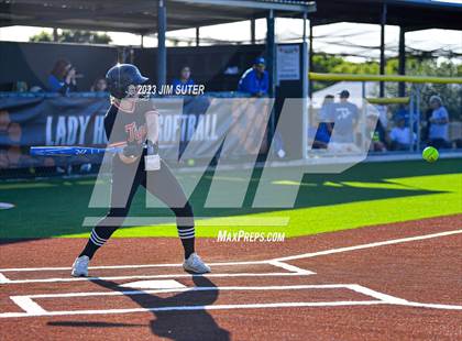 Thumbnail 2 in Snook vs Centerville (UIL 2A Reg IV Bi-District Playoff) photogallery.