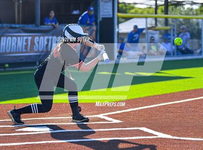 Thumbnail 3 in Snook vs Centerville (UIL 2A Reg IV Bi-District Playoff) photogallery.