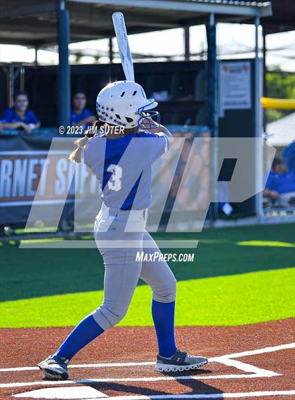 Thumbnail 3 in Snook vs Centerville (UIL 2A Reg IV Bi-District Playoff) photogallery.