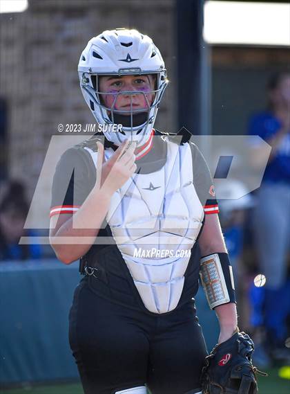 Thumbnail 3 in Snook vs Centerville (UIL 2A Reg IV Bi-District Playoff) photogallery.