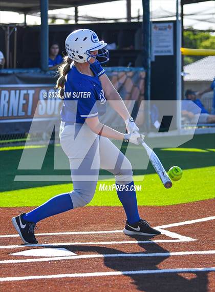 Thumbnail 1 in Snook vs Centerville (UIL 2A Reg IV Bi-District Playoff) photogallery.