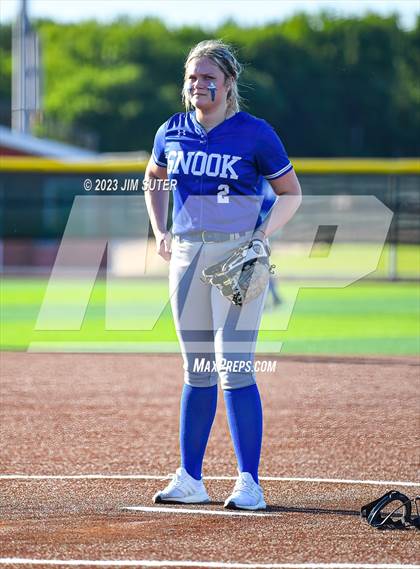 Thumbnail 1 in Snook vs Centerville (UIL 2A Reg IV Bi-District Playoff) photogallery.
