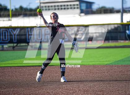 Thumbnail 1 in Snook vs Centerville (UIL 2A Reg IV Bi-District Playoff) photogallery.