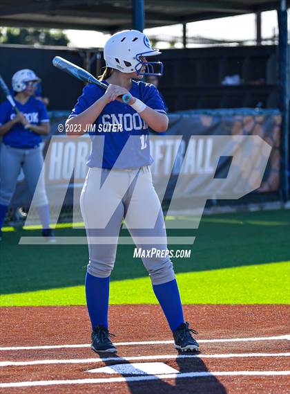 Thumbnail 3 in Snook vs Centerville (UIL 2A Reg IV Bi-District Playoff) photogallery.