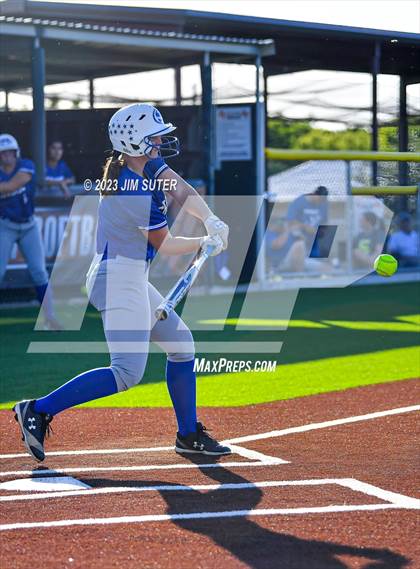Thumbnail 1 in Snook vs Centerville (UIL 2A Reg IV Bi-District Playoff) photogallery.